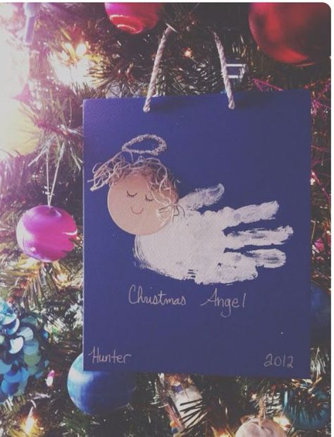 Juleverksted For Barn, Footprint Crafts, Angel Crafts, Handprint Crafts, Christmas School, Preschool Christmas, Handprint Art, Sunday School Crafts, Christmas Crafts For Kids