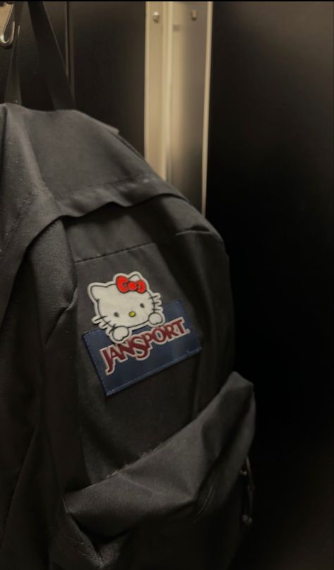 Black Jansport Backpacks Hello Kitty, Jansport Hello Kitty Backpack, Spiderman Backpack Aesthetic, Bookbags For Highschool Aesthetic, Hello Kitty Jansport Backpack, Jansport Bag Aesthetic, Black Jansport Backpacks Aesthetic, Y2k School Bag, Jansport Backpacks Aesthetic