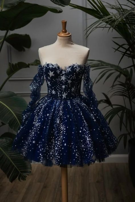 318033186_2304093903093839_3553284885236283385_n Nye 2024, Prom Dresses Long Sleeves, Shifting Outfits, Tulle Prom Dress Long, Unique Dress Design, Kain Tile, Midnight Blue Dress, Tulle Prom Dresses, Prom Inspo