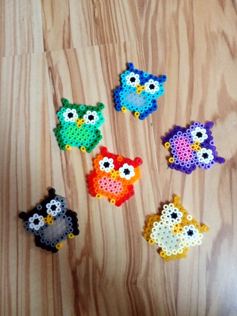 #Hama Hama Mini, Colorful Owl, Melty Bead Patterns, Beaded Banners, Pop Up Market, Colorful Owls, Kid Hacks, Melty Beads, Bead Loom Patterns