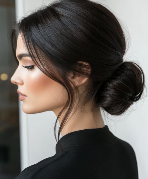 modern day iciness Hairstyles for sleek Low Bun Sleek Low Bun, Winter Hair Trends, New Hairstyles, Weather Seasons, Low Bun, Trendy Winter, Elegant Updo, Low Ponytail, Loose Curls