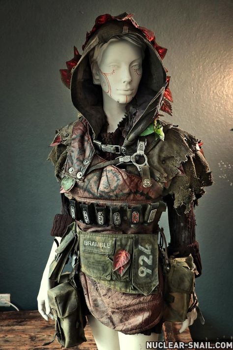 Biopunk Aesthetic Outfit, Ecopunk Fashion, Grounder Outfit, Apocolapyse Outfits, Apocalypse Outfit Aesthetic, Scavenger Outfit, Hobo Aesthetic, Apocalypse Costume, Apocalyptic Costume