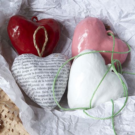 10 Papier-mache 'Hearts for Haiti' -Valentines decorations. West Elm Paper Mache Projects, Paper Mache Bowls, Paper Mache Clay, Paper Mache Sculpture, Paper Mache Art, Paper Mache Crafts, Paper Toy, Papel Mache, Paper Hearts