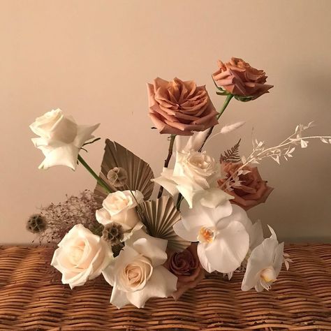 Brown White Wedding, Tropical Moodboard, White Ruscus, White Flower Centerpieces, Broken Rose, Table Florals, Scabiosa Pods, Bohemian Rustic, Dorm Inspo