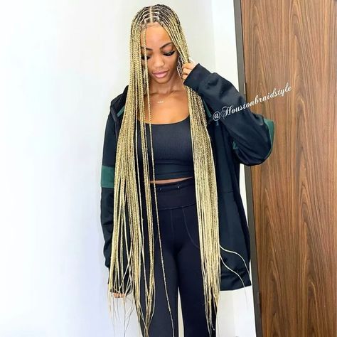 Ways To Style Box Braids, Style Box Braids, Box Braid Hairstyles, Red Box Braids, Medium Knotless, Blonde Box Braids, Blonde Braids, Long Box Braids, Box Braids Hairstyles For Black Women