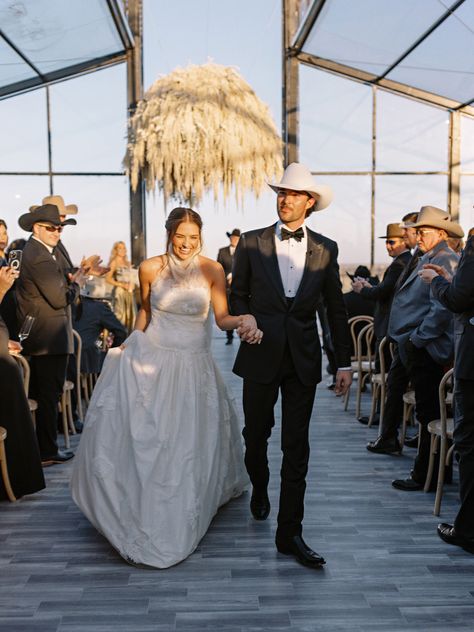 Western Themed Wedding, Wedding Tux, Black Tie Attire, Cowboy Wedding, Denim And Diamonds, Bridal Luncheon, Boda Mexicana, Estilo Country, Rustic Wedding Venues