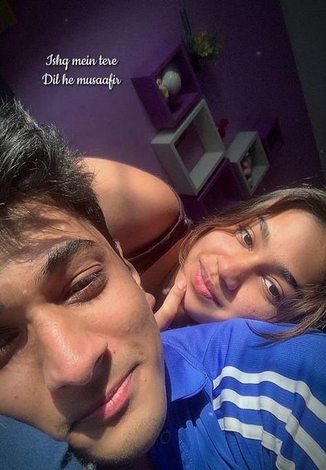 Pvr Cinemas Snapchat Couple, Desi Love, Romantic Photoshoot, Friend Poses Photography, Couple Picture Poses, Cute Couple Poses, Couple Photoshoot Poses, Photo Poses For Couples, Cute Couple Selfies