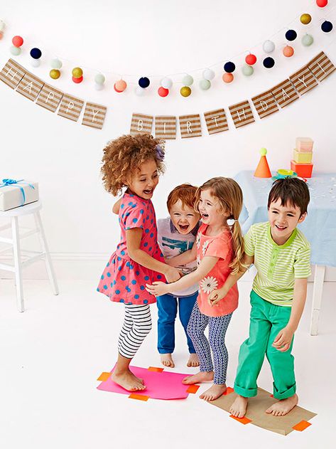 From field day games to indoor activities, these are the BEST birthday party activities for kids of all ages. Childrens Party Games, Party Games For Kids, Birthday Party Games For Kids, Birthday Party Activities, Fun Birthday Party, Fun Party Games, Kids Party Games, Toddler Birthday, Birthday Party Games