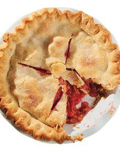 Peach Melba Pie Recipe - Saveur.com Grape Pie, Peach Pie Recipes, State Fair Food, Summer Pie, Peach Melba, Raspberry Pie, Easy Pie Recipes, Easy Pie, Peach Pie