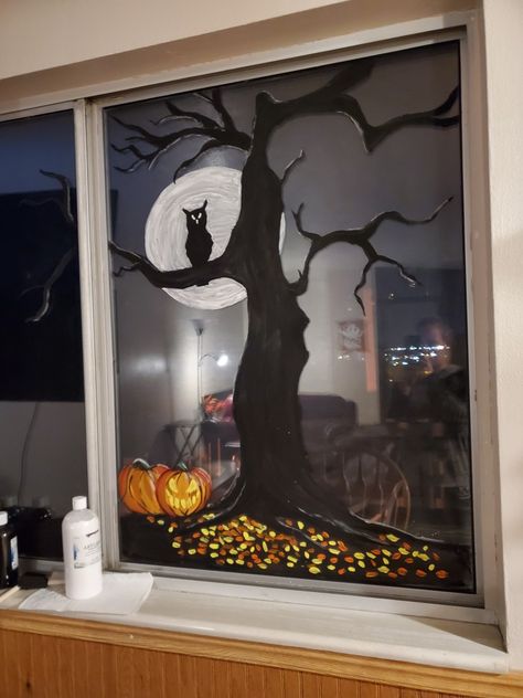 Painting Windows For Halloween, Fall Tree Window Painting, Art Window Painting, Halloween Mirror Painting, Scarecrow Window Painting, Halloween Windows Painted, Halloween Window Display Paint, Window Halloween Painting, Autumn Window Painting Ideas