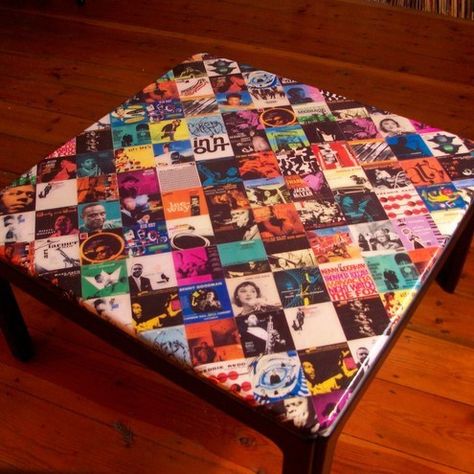 Jazz heads coffee table Decoupage Coffee Table, Decoupage Table, Cd Wall Art, Cd Wall, Apartment Deco, Decoupage Ideas, Furniture Flip, Salon Suites, Decoupage Furniture