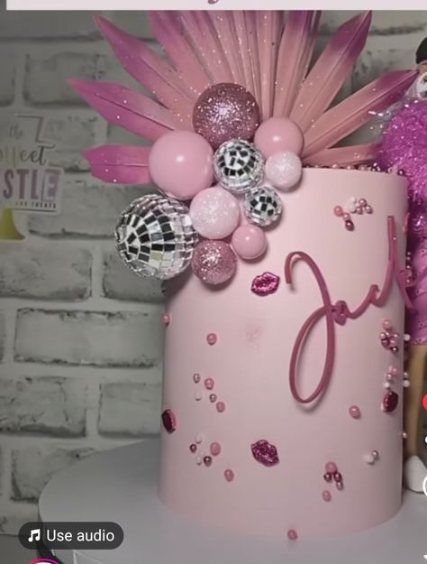 Pink Bling Cake, Pink 40th Birthday Theme, Sweet 16 Cakes Pink, Dance Theme Cake, Pink Disco Cake, Hot Pink Birthday Cake, 40th Birthday Cake For Women, Glam Cake, Rip 20s