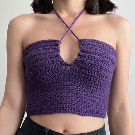 Crochet Tops Y2k, Crochet Keyhole Top, Knit Halter Top Pattern Free, Crochet Twist Top, Crochet Criss Cross Halter Top, Crochet Corset Back Top, Crochet Y2k Top Pattern, Corset Top Crochet, Fitted Crochet Halter Top For Festival