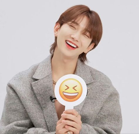 Joshua Smile Seventeen, Joshua Smile, Joshua Meme, Joshua Svt, Svt Joshua, Smile Gif, Smile Icon, Seventeen Joshua, Vernon Chwe