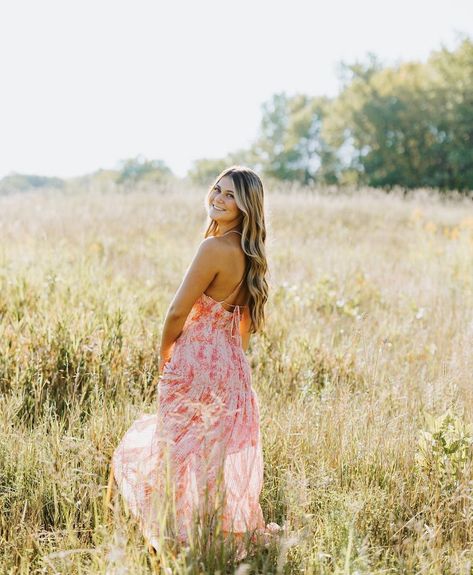 Silk Dress Senior Pictures, Open Field Photoshoot Poses, Senior Picture Nature Photo Ideas, Senior Casual Outfits, Long Dresses For Senior Pictures, Long Dress Field Photoshoot, Senior Picture Maxi Dress, Colorful Senior Picture Outfits, Senior Portraits Flower Field