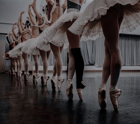 Ballet Academia Aesthetic, Ballet Academia, Dancer Aesthetic, Ballerina Aesthetic, Sarah Adams, Dance Aesthetic, Academia Aesthetics, Ballet Aesthetic, Western Outfits Men