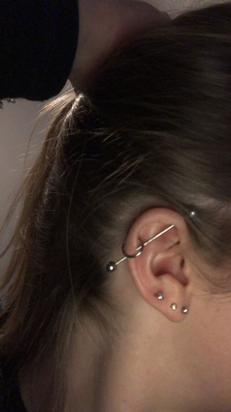 Industrial And Helix Piercing Together, Industrial With Helix Piercing, Industrial And Helix Piercing, Piercing With Industrial, Helix And Lobe Piercing, Upper Helix Piercing, Lobe Piercing Jewelry, Full Ear Piercings, Triple Helix Piercing