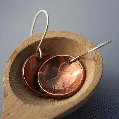 Handmade Lucky Penny Earrings Penny Crafts, Penny Jewelry, Copper Penny, Lucky Penny, Copper Coins, Jewelry Techniques, Earrings Inspiration, Coin Jewelry, Stamped Jewelry