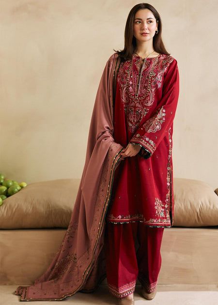 Pak Suits, Zara Shahjahan, Desi Fashion Casual, Pakistani Dresses Casual, Pakistani Fancy Dresses, Salwar Kamiz, Desi Clothes, Simple Pakistani Dresses, Ethnic Outfits