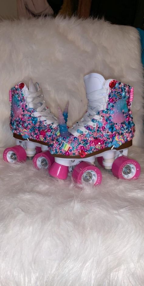 Hey, I found this really awesome Etsy listing at https://www.etsy.com/listing/679577208/bling-skates Unique High Heels, Bedazzled Shoes, Creative Shoes, Embellished Shoes, Bling Shoes, Lipstick Collection, Roller Skate, Roller Skates, Outdoor Games