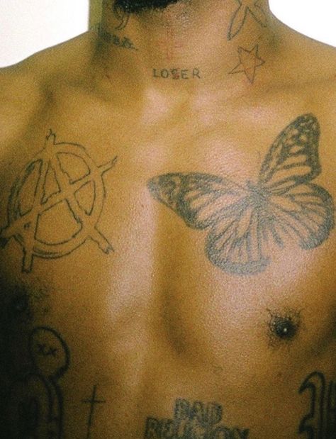 Small Tattoos Cute, Travis Scott Tattoo, Chest Tattoo Stencils, Dark Skin Tattoo, Tattoos Cute, Earthy Tattoos, Taboo Tattoo, Small Chest Tattoos, Tattoo Butterfly