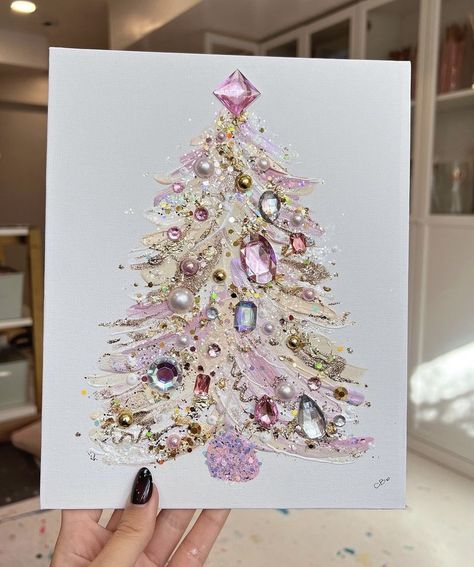 Gem Christmas Tree, Pink Christmas Crafts Diy, Christmas Aesthetic Crafts, Christmas Craft Aesthetic, Christmas Crafts For Seniors Citizens, Diy Christmas Gifts Aesthetic, Christmas Diy Aesthetic, Christmas Craft Night Ideas, Girls Night Christmas Crafts