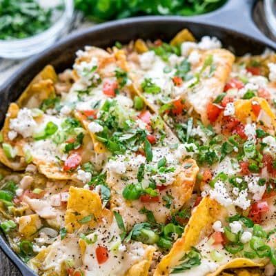 These Tex Mex Chilaquiles can be on your table in only 20 minutes and are perfect for breakfast or brunch! These chilaquiles are loaded with turkey and smothered with cheese and green enchilada sauce. www.jocooks.com #chilaquiles Salsa Enchiladas, Casserole Mexican, Chilaquiles Recipe, Breakfast Potato Casserole, Guacamole Salsa, Jo Cooks, Mexican Breakfast Recipes, Tex Mex Recipes, Food Inspo