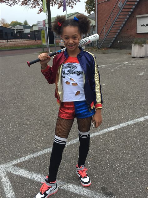 Harley Quin.Made by me for my daughter. Harley Quinn Costume Kids, Harley Quinn Costume Diy, Harley Quinn Halloween Costume, Harley Quinn Halloween, Harley Quinn Costume, Halloween 2023, For My Daughter, Instagram Girls, Halloween Costumes For Kids