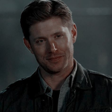 Dean Winchester Haircut, Demon Dean Winchester, Supernatural Fanfiction, Icons Marvel, Demon Dean, Supernatural Bunker, Van Helsing, Supernatural Wallpaper, Supernatural Dean Winchester