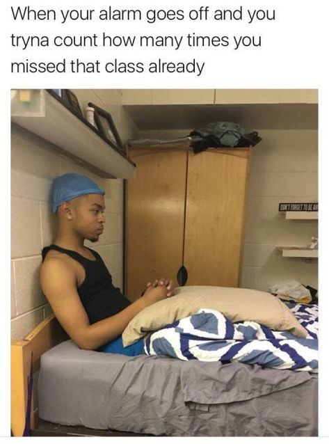 22 Memes You'll Only Understand If You're About To Graduate College College Life Humor, College Jokes, College Quotes Funny, Funny Boyfriend Memes, College Memes, Funny Snaps, Terrible Jokes, College Quotes, Memes In Real Life