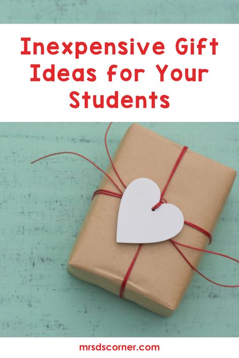 Do you enjoy giving gifts to your students? Whether it’s back to school, Christmas, birthdays or the end of the school year, all students enjoy receiving gifts from their teachers. If you are looking for simple, inexpensive gift ideas for your students, here are 15+ of my favorite presents for my students. These gifts are cheap, free, or easy to make. They are great for all ages. They are also perfect for buying ahead of time and storing for class birthdays or special days during the school year Gifts For Teen Students, Classroom Gift Ideas For Students, End Of Year Presents For Students, Simple Gifts For Students, Cute Gifts For Students, Graduation Day Gift Ideas, Back To School Gifts For Students Ideas, Christmas Gifts For My Students, Thank You Gifts For Students