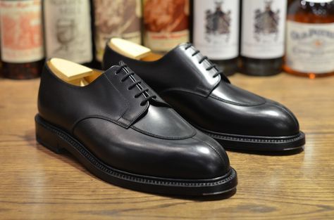 Jm Weston Shoes, Jm Weston, Tassel Shoes, Gentleman Shoes, Modern Shoes, African Men Fashion, Mens Winter Fashion, Leather Shoes Men, Sneakers Men Fashion