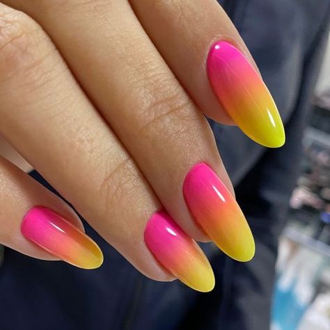 19 Trending Summer Nails Ombre 2024 Ideas - Master the Latest Chic & Stylish Looks! Colorful Gradient Nails, Neon Nails Ombre, Ambre Nails, Summer Nails Art Designs, Almond Acrylic Nails Designs, Trending Summer Nails, Gradation Nails, Trendy Summer Nails, Summer Nails Art