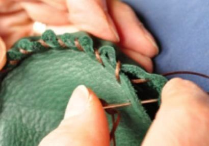 Leather Moccasins Diy, How To Make Moccasins, Moccasin Patterns, Handmade Shoes Pattern, Diy Moccasins, Homemade Shoes, Handmade Moccasins, Moccasin Pattern, Diy Slippers