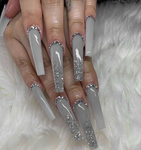 Gray Acrylic Nails Coffin Design, Long Square Acrylic Nails Gray, Long Gray Nails, Gray Acrylic Nails Design, Grey Bling Nails, Gray Long Nails, Grey Long Acrylic Nails, Grey Prom Nails, Long Grey Nails