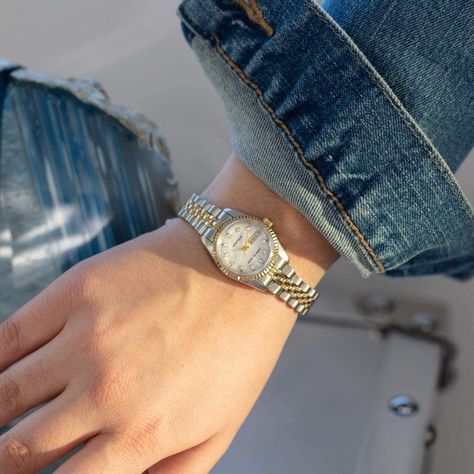 I've had several people ask if this Armitron watch is a Rolex. The best part? It's on Amazon! Womens Day Date, Rolex Wrist Watch, Fossil Watches Women, Fossil Watches, Date Calendar, Metal Bracelet, Gold Models, Casual Watches, Beautiful Watches