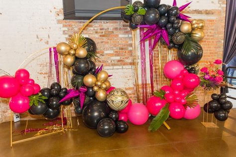 Reema's 40th Birthday Glam Gala | CatchMyParty.com Gala Birthday Party, Balloon Colors, Galas Photo, Birthday Glam, Birthday Party Ideas, Catch My Party, Ideas Photo, 40th Birthday, Birthday Ideas