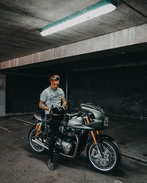 𝙵𝙻𝙾𝚈𝙳 on Instagram: “• Sunday Club •” Triumph 1200, Adventure Bike Motorcycles, Triumph Cafe Racer, Scrambler Custom, Triumph Thruxton, Triumph Scrambler, Bike Photoshoot, Brat Style, Cafe Racer Bikes