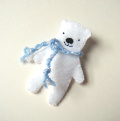 Polar Bear Felt, Homemade Christmas Ornaments Diy, Polar Bear Ornaments, Teddy Bear Ornament, Snow Bear, Bear Felt, Felt Animal Patterns, Blue Teddy Bear, Felt Crafts Christmas