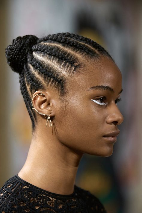 Braided Bun Natural Hair, Corn Rows, Cornrows Natural Hair, 2022 Couture, Protective Hairstyles For Natural Hair, African Hair Braiding Styles, Braided Cornrow Hairstyles, Hair Twist Styles, Beautiful Braids