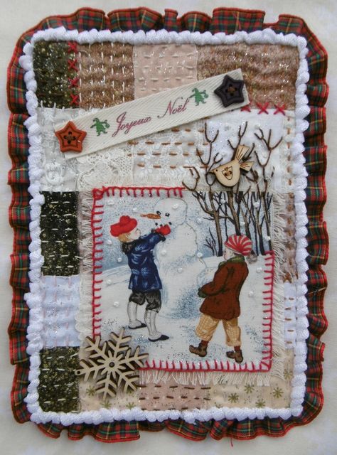 Carte n°3 Slow Stitching Christmas Ideas, Christmas Slow Stitching, Christmas Slow Stitching Ideas, Fabric Christmas Cards, Slow Sewing, Applique Art, Simple Hand Embroidery Patterns, Textile Art Embroidery, Christmas Embroidery Patterns