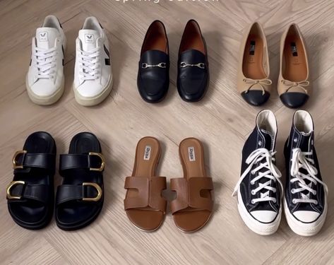 Basic Footwear For Women, Minimal Shoe Collection, Shoe Rotation Aesthetic, Capsule Shoes, Shoe Goals, 2024 Shoes, Charlotte York, Minimal Shoes, Fashion Capsule Wardrobe