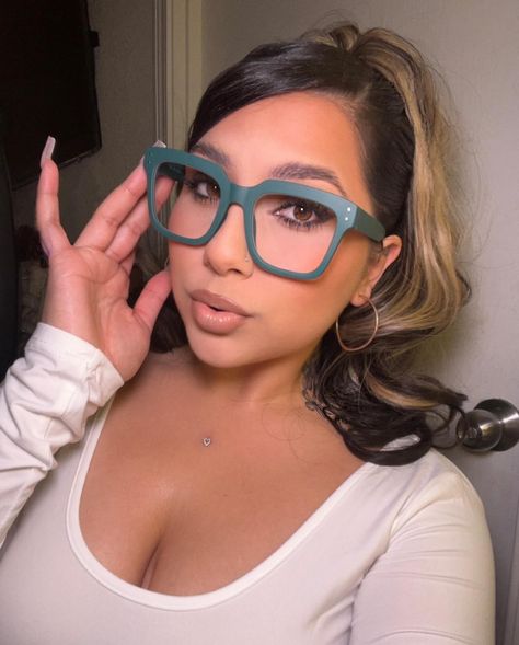 @zeelool Glasses in Styles Malcolm (1st pic) & Liizbeett (2nd pic) ✨ Use my code “Vanna” for 10% off 🤍 • • • #makeup #zeelool #zeeloolglasses #zeelooleyeglassescollection #zeeloolpartnership #mua #makeupartist #zeeloolpinkleopard Zeelool Glasses, 10 Off, Use Me, Makeup Artist, Coding, Makeup, 10 Things, On Instagram, Quick Saves