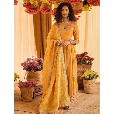 Punit Balana, Yellow Anarkali, Yellow Kurti, Pink Anarkali, Haldi Outfits, Sabyasachi Lehenga, Embroidered Anarkali, Jw Marriott, Embroidered Neckline