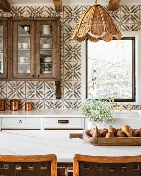 Painted Terracotta Tiles, Lauren Liess, Terracotta Wall, Inspire Me Home Decor, Terracotta Tiles, Favorite Kitchen, Counter Tops, Home Design Decor, Residential Design