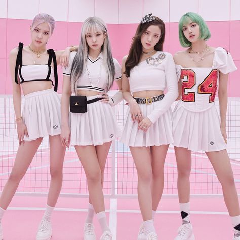 Blackpink Ice Cream, Blackpink Ice-cream, Cream Outfit, Race Outfit, Cr7 Jr, Cream Outfits, Korean Best Friends, Event Outfit, Mode Kpop