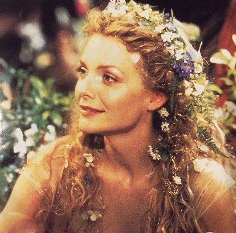 𝘕𝘰𝘴𝘵𝘢𝘭𝘨𝘪𝘤 𝘴𝘤𝘦𝘯𝘦𝘴 on Instagram: “Michelle Pfeiffer as Titania in A Midsummer Night’s Dream (1999) plus a polaroid she shared from behind the scenes.” Midsummer Nights Dream Party, A Midsummer Night's Dream, Vacation Hairstyles, Midsummer Night's Dream, Flowers In Her Hair, Dream Party, Michelle Pfeiffer, Midsummer Nights Dream, Fairy Princesses