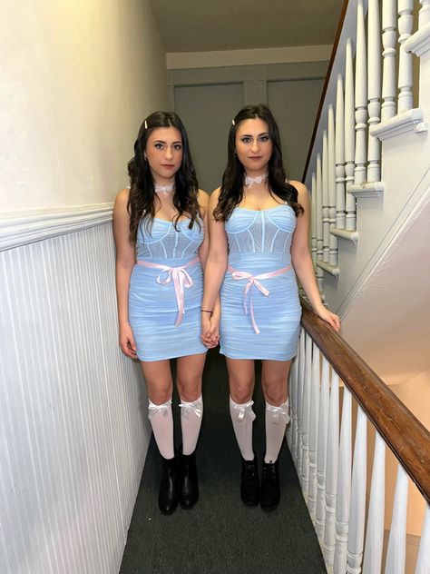 Halloween 2023 the shining twins Shinning Twins Halloween Costumes, The Shinning Twins Halloween Costume, Shinning Twins Costume Diy, The Shining Halloween Costume, Grady Twins Costume, Shining Costume, Shining Twins Costume, The Shining Twins, Twin Costumes