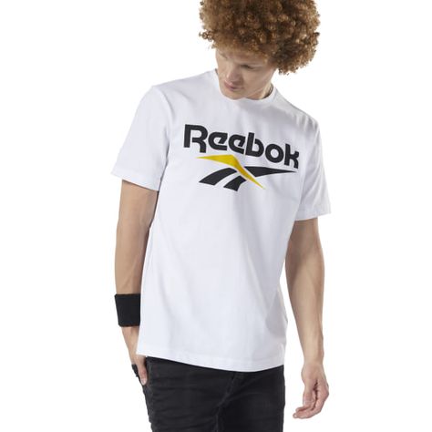 White Reebok, Reebok Classics, Lifestyle Clothing, Retro Look, Mens Tees, New Products, Style Vintage, Life Is, White Black