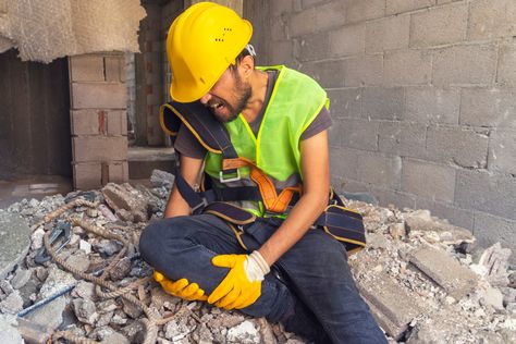 Workers' Comp Spotlight: Claims Best Practices Webinar Construction Site Safety, National Safety, Worker Safety, Health Administration, Construction Workers, Safety Training, Workplace Safety, Fall Prevention, Occupational Health And Safety